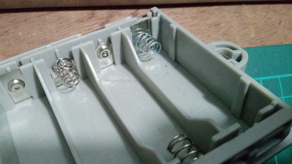 Cleaned battery springs.png